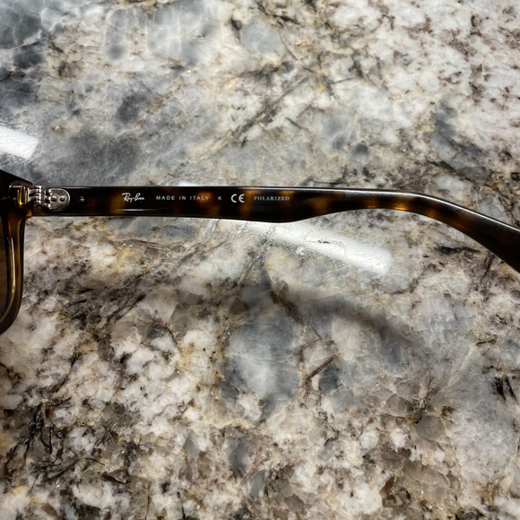 Polarized Ray-Ban Boyfriend Sunglasses in Light Brown Havana - Picture 9 of 10